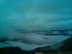 Thumbnail: 2025-10-21_08-30.jpg