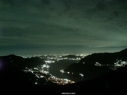 Thumbnail: 2025-10-25_21-30.jpg