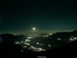 Thumbnail: 2025-10-28_21-31.jpg