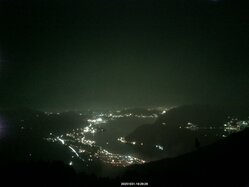 Thumbnail: 2025-10-31_19-30.jpg