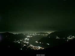 Thumbnail: 2025-10-31_22-30.jpg