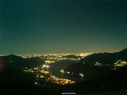 Thumbnail: 2025-11-03_23-30.jpg