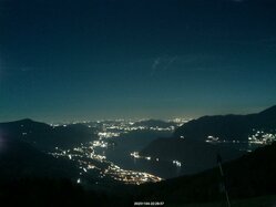 Thumbnail: 2025-11-04_22-31.jpg