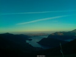 Thumbnail: 2025-11-05_07-30.jpg