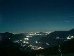 Thumbnail: 2025-11-05_21-30.jpg