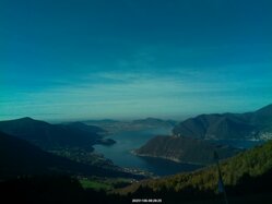 Thumbnail: 2025-11-06_09-30.jpg