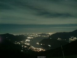 Thumbnail: 2025-11-06_23-30.jpg