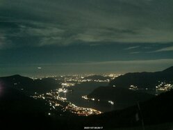 Thumbnail: 2025-11-07_00-30.jpg