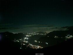 Thumbnail: 2025-11-11_23-30.jpg