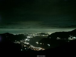 Thumbnail: 2025-11-12_21-30.jpg