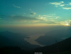 Thumbnail: 2026-10-05_18-30.jpg