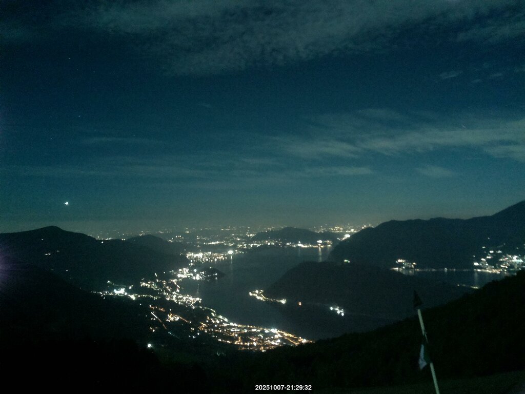 Image: 2025-10-07_21-30.jpg