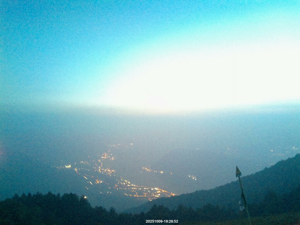 Image: 2025-10-09_19-30.jpg