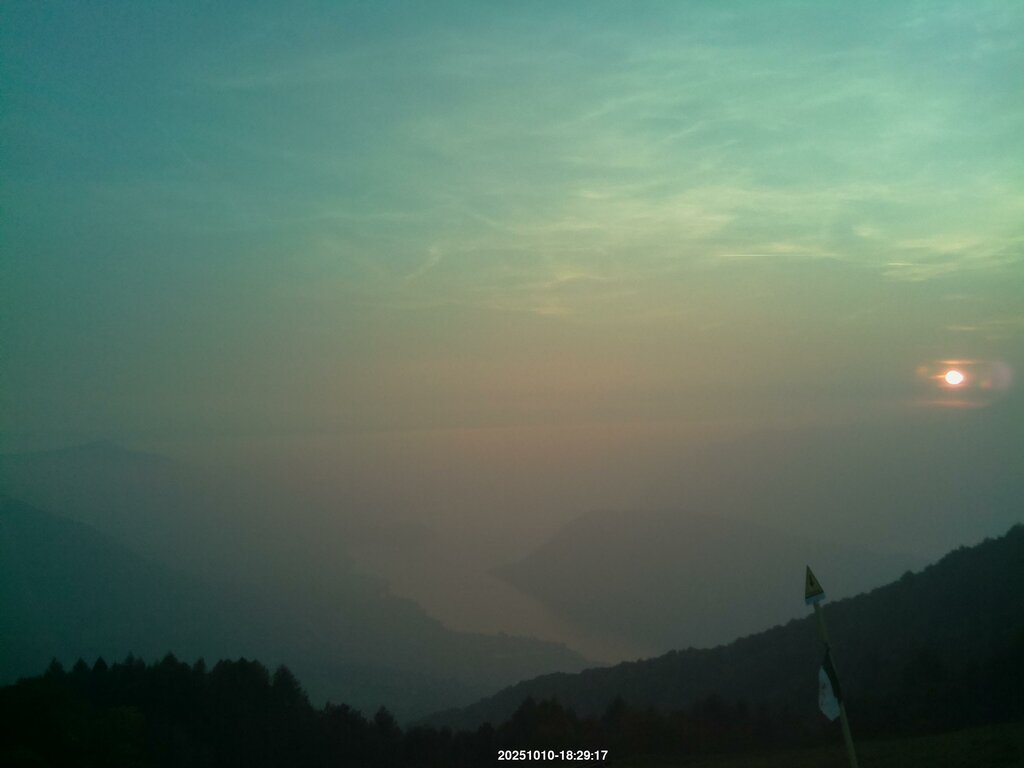 Image: 2025-10-10_18-30.jpg