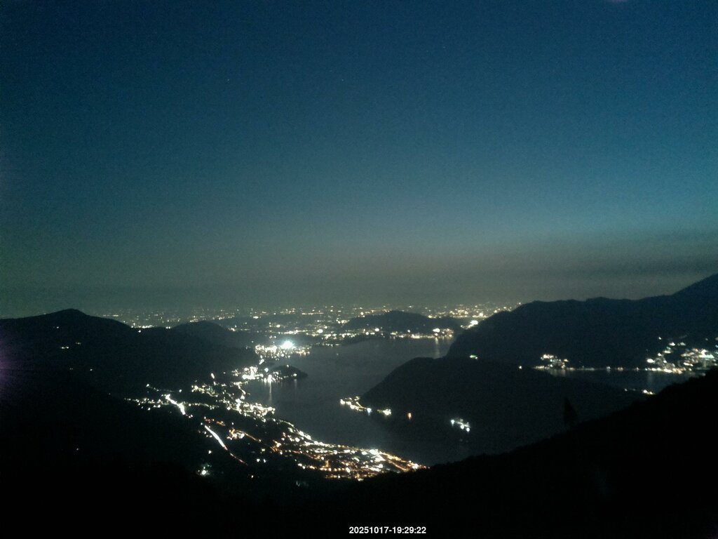 Image: 2025-10-17_19-30.jpg