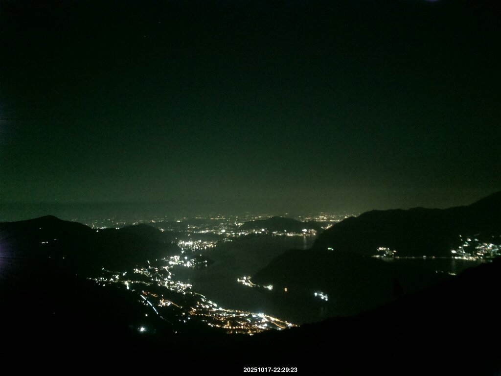 Image: 2025-10-17_22-30.jpg