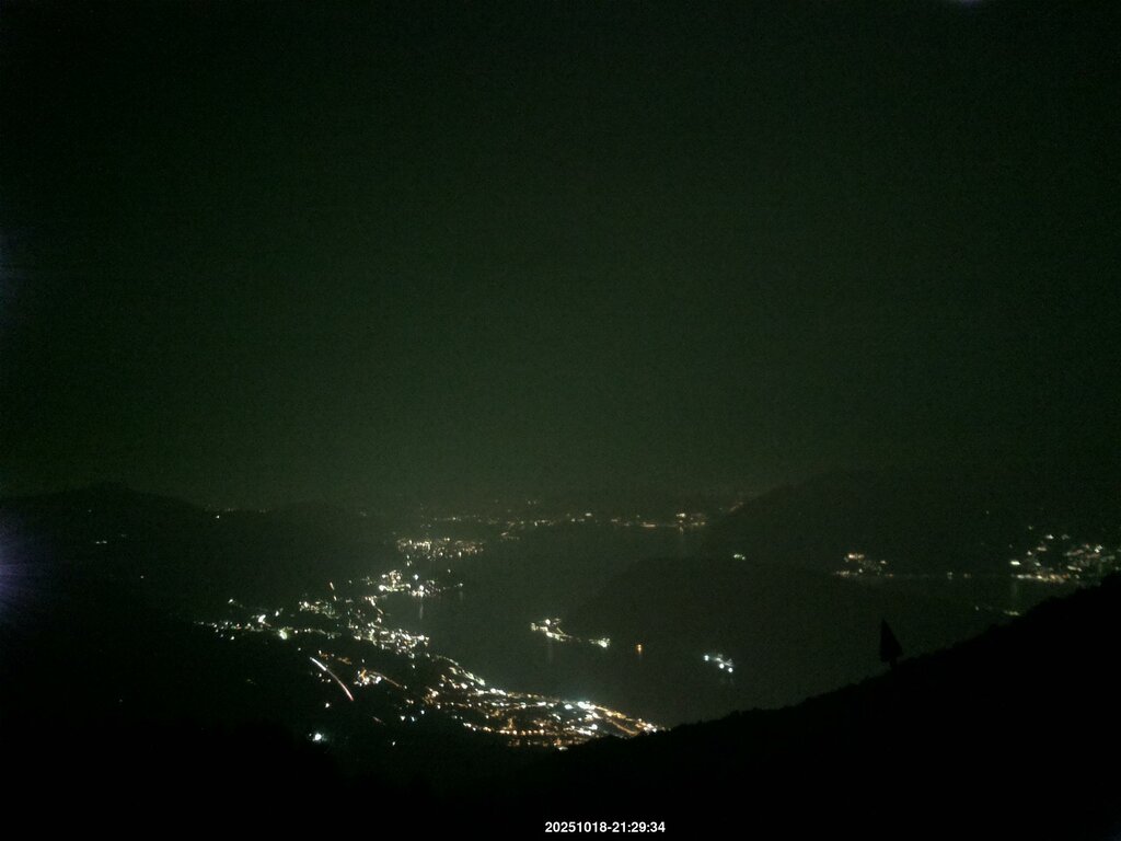 Image: 2025-10-18_21-30.jpg