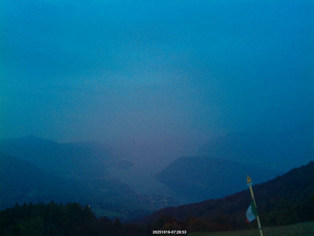 Image: 2025-10-19_07-30.jpg