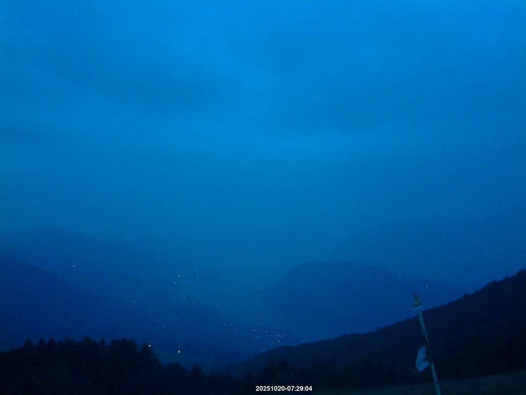 Image: 2025-10-20_07-30.jpg