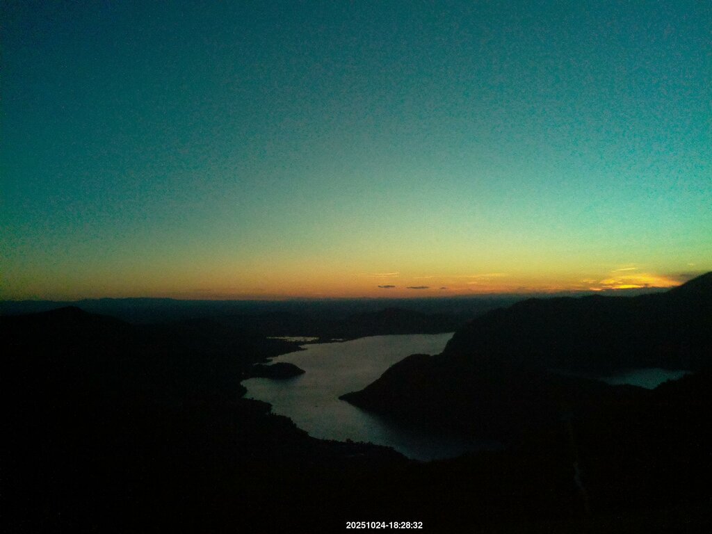 Image: 2025-10-24_18-30.jpg