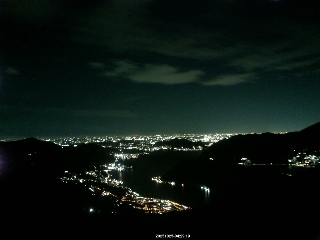 Image: 2025-10-25_04-30.jpg