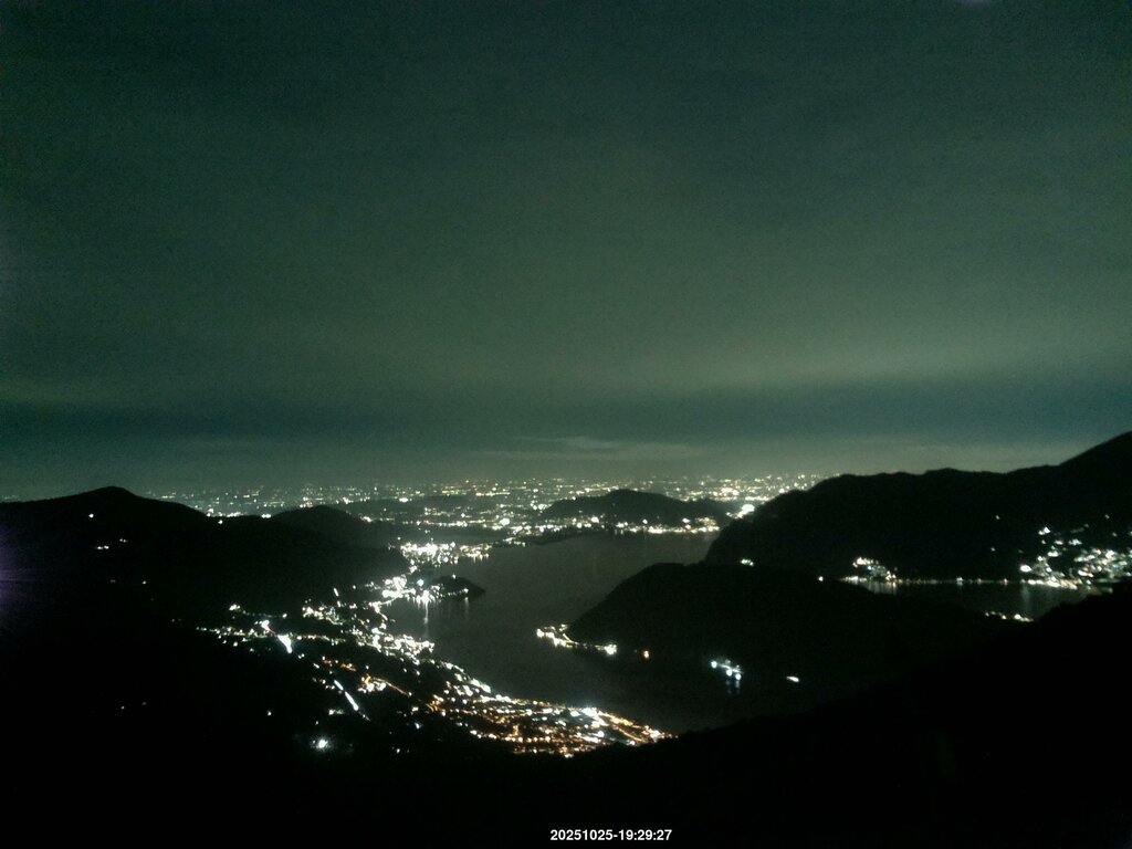 Image: 2025-10-25_19-30.jpg