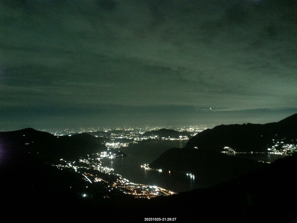 Image: 2025-10-25_21-30.jpg