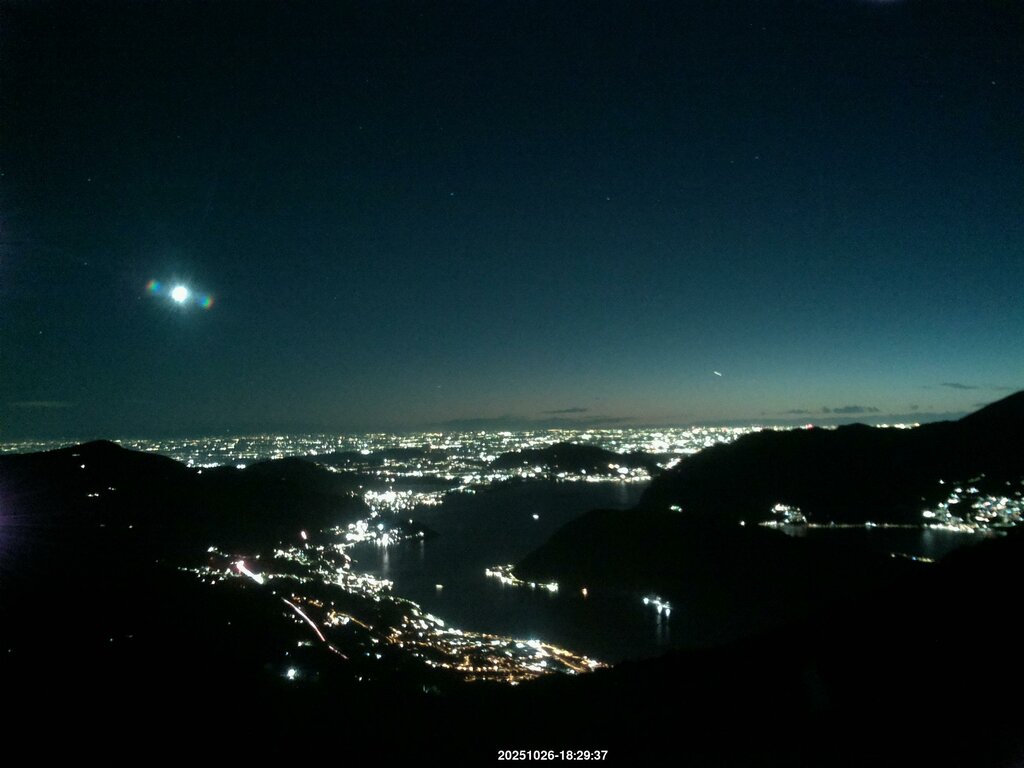 Image: 2025-10-26_18-30.jpg