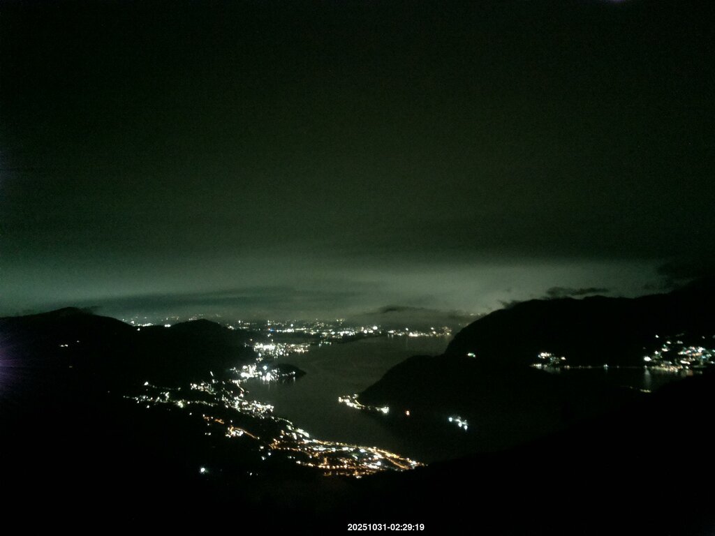 Image: 2025-10-31_02-30.jpg