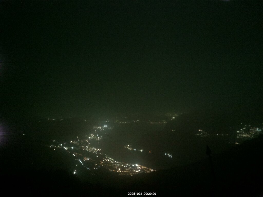 Image: 2025-10-31_20-30.jpg