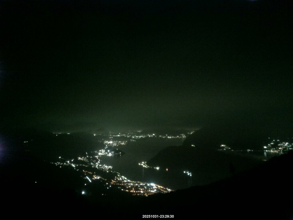 Image: 2025-10-31_23-30.jpg