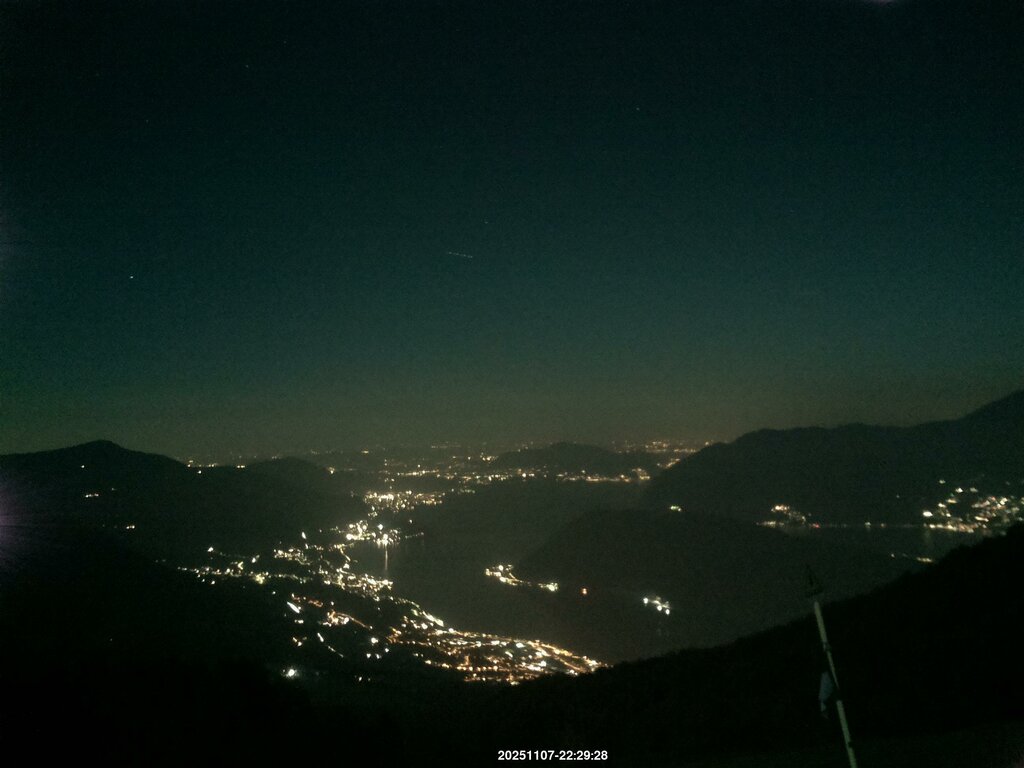 Image: 2025-11-07_22-30.jpg