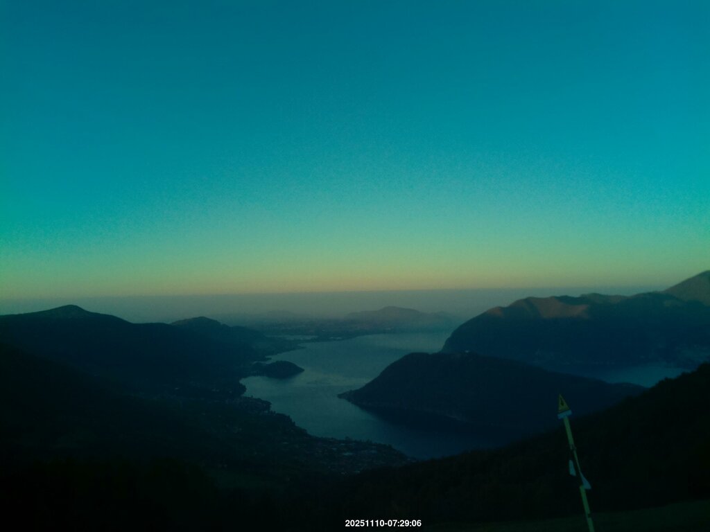 Image: 2025-11-10_07-30.jpg