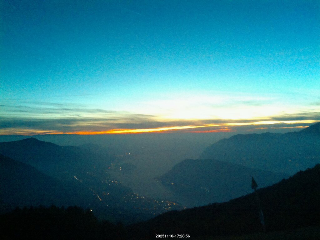 Image: 2025-11-10_17-30.jpg