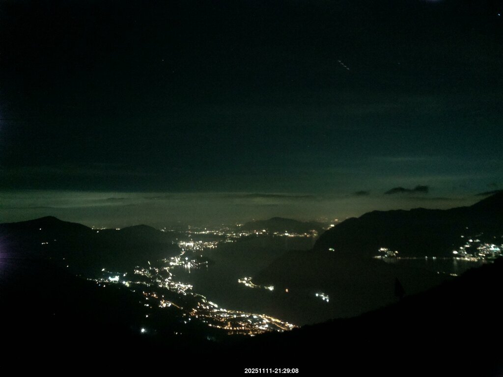 Image: 2025-11-11_21-29.jpg