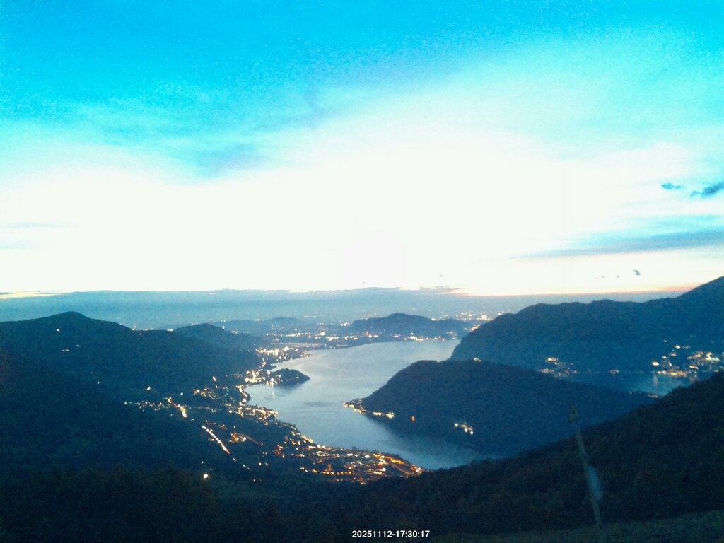 Image: 2025-11-12_17-30.jpg