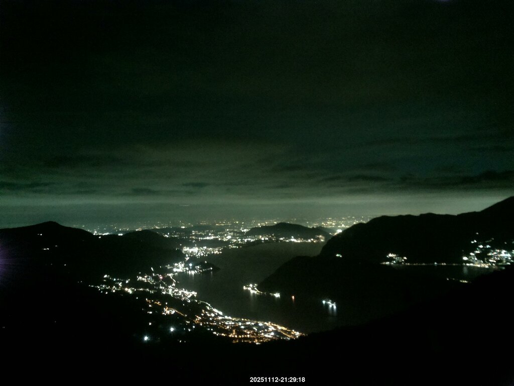 Image: 2025-11-12_21-30.jpg