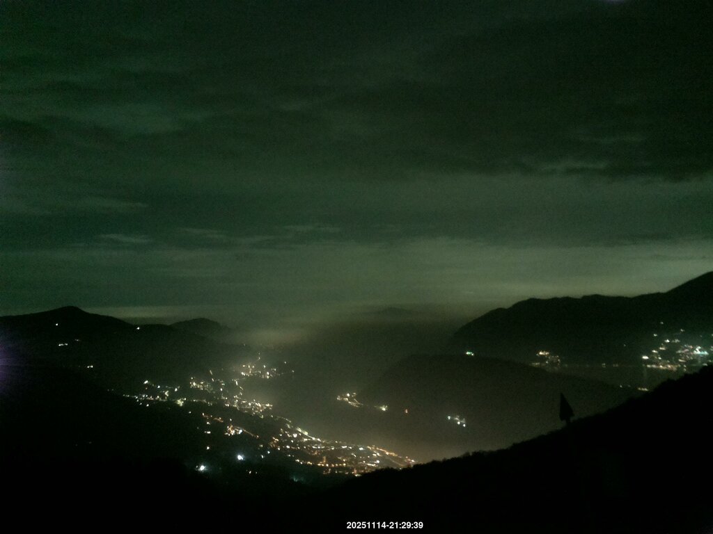 Image: 2025-11-14_21-31.jpg