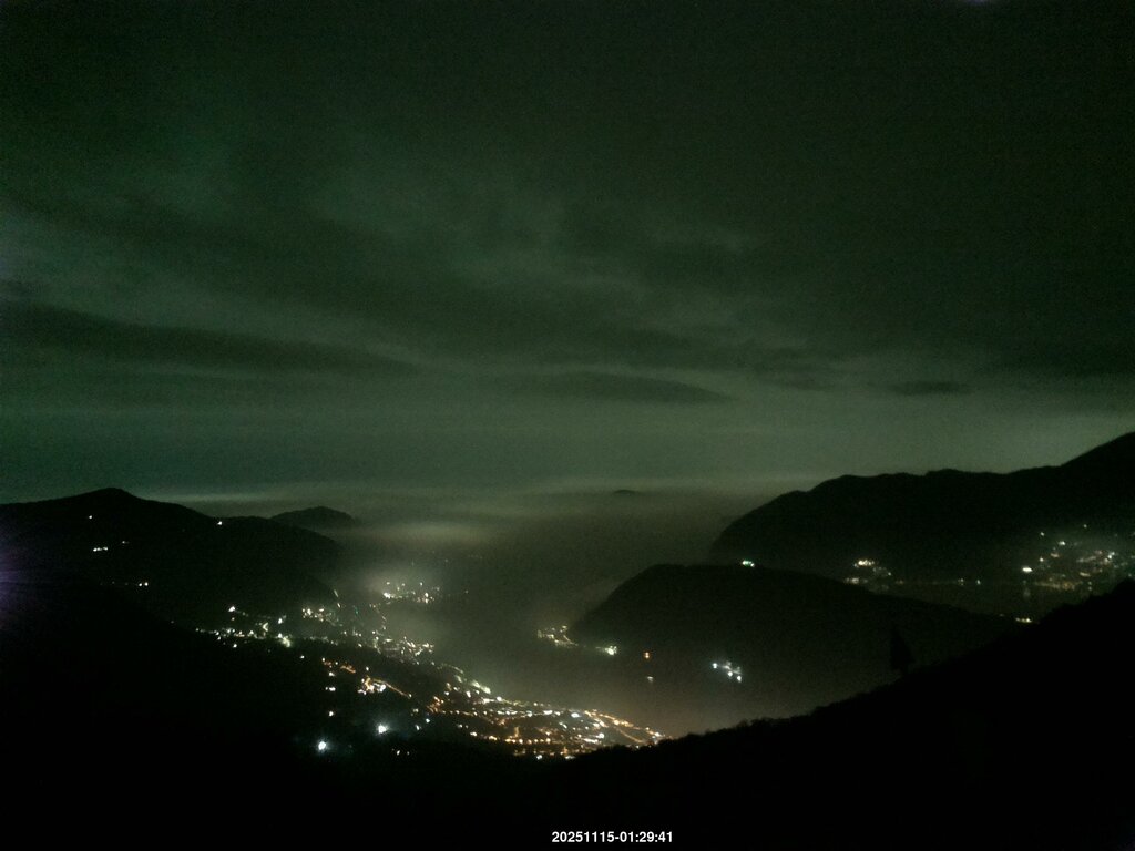 Image: 2025-11-15_01-30.jpg