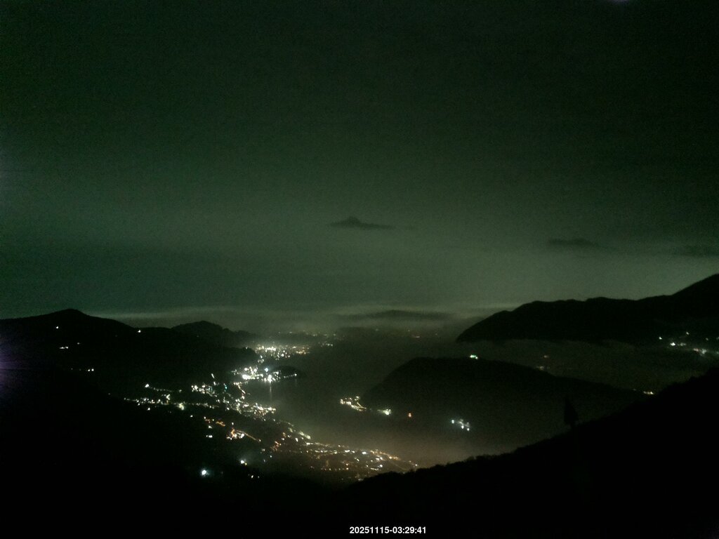 Image: 2025-11-15_03-30.jpg