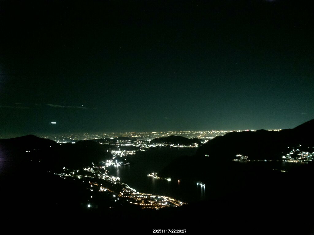 Image: 2025-11-17_22-30.jpg