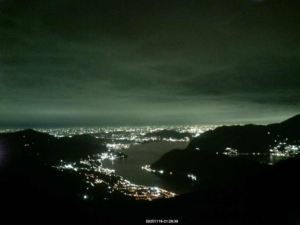 Image: 2025-11-18_21-30.jpg