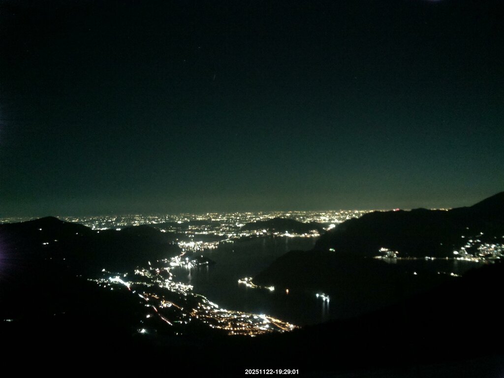 Image: 2025-11-22_19-30.jpg