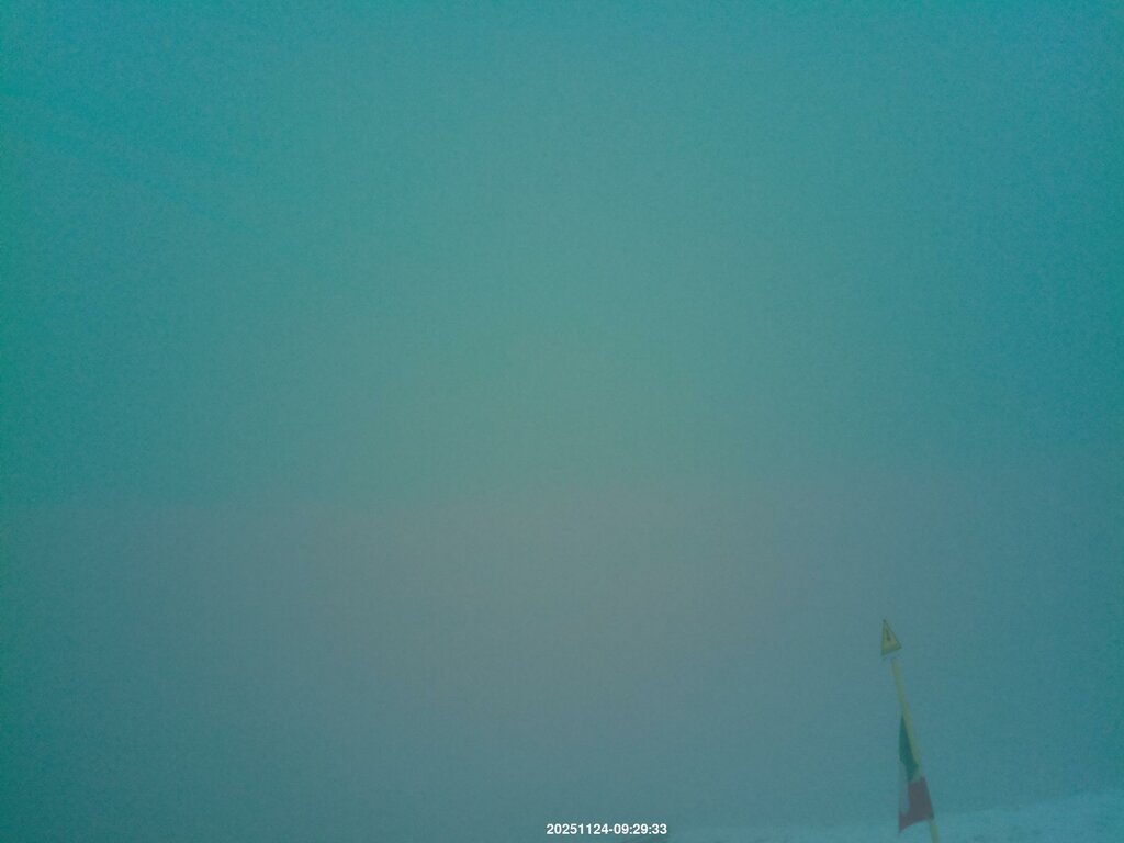 Image: 2025-11-24_09-30.jpg