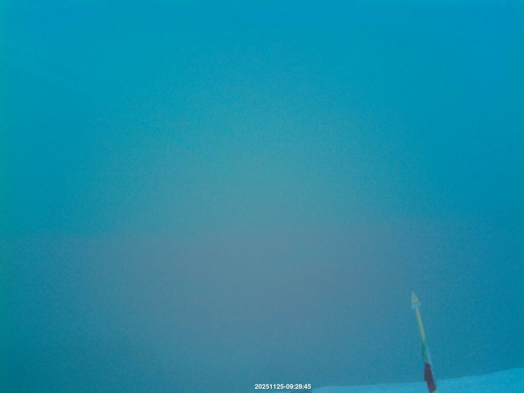 Image: 2025-11-25_09-30.jpg