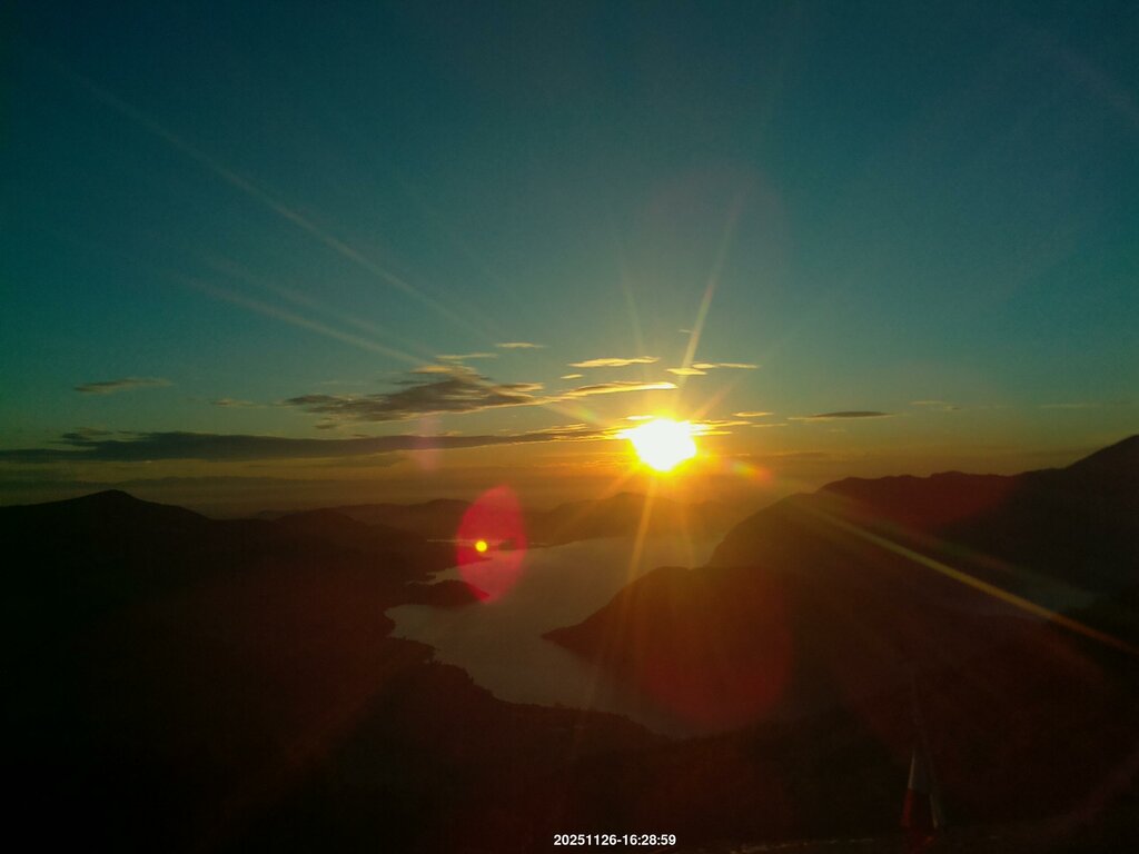 Image: 2025-11-26_16-30.jpg