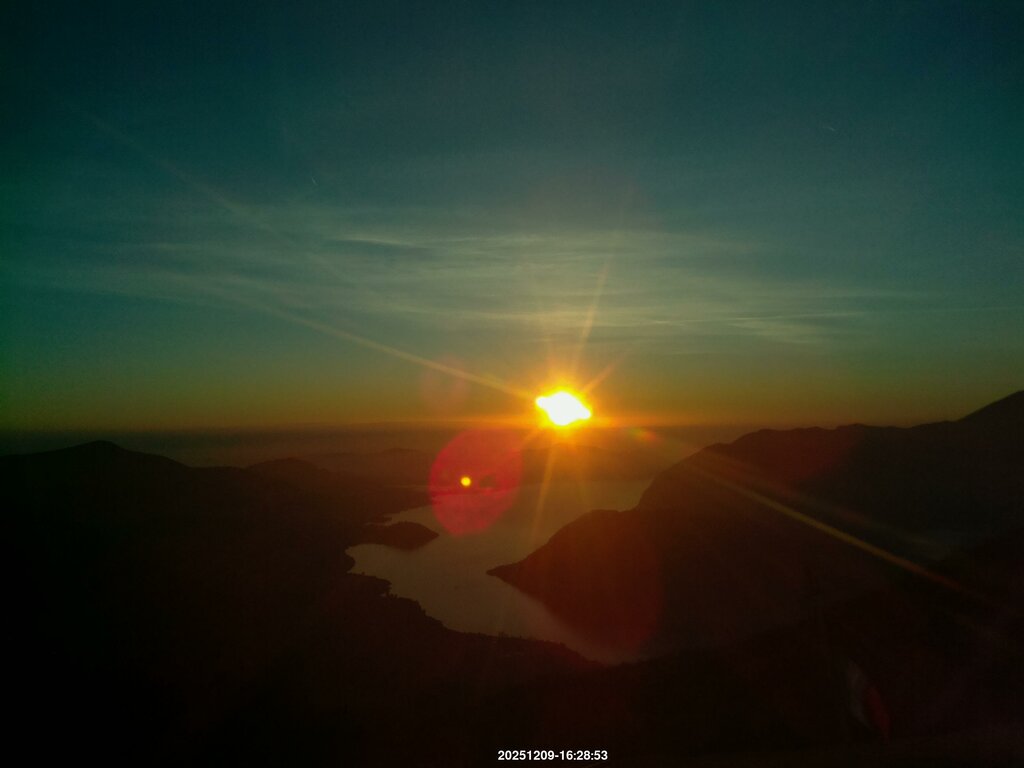 Image: 2025-12-09_16-30.jpg