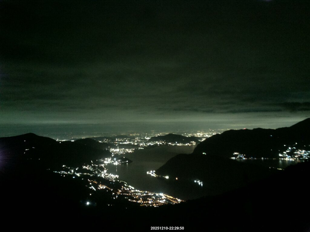 Image: 2025-12-10_22-30.jpg