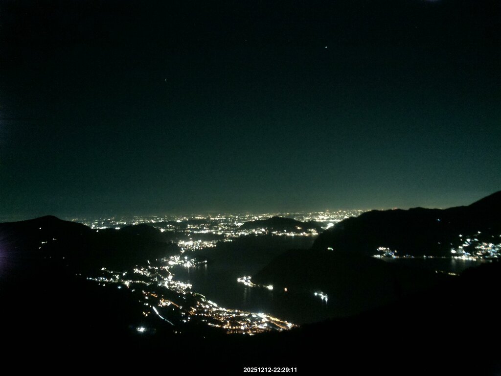 Image: 2025-12-12_22-30.jpg