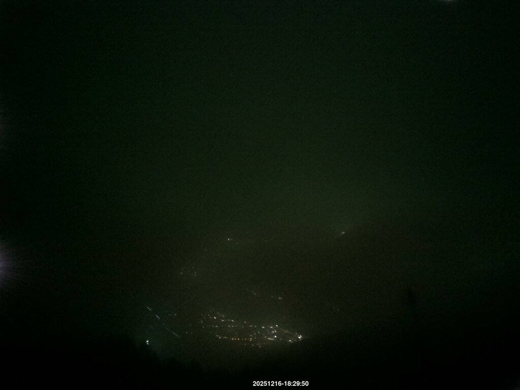 Image: 2025-12-16_18-30.jpg